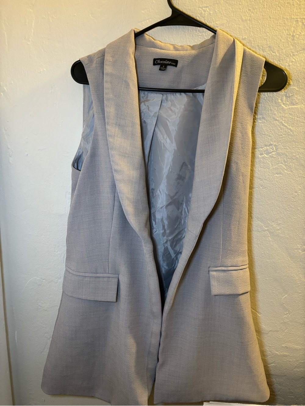 Chocolat Blu Women's Sleeveless Tailored Vest - Light Gray